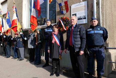 Une plaque a été dévoilée en l'honneur de Manouchian.