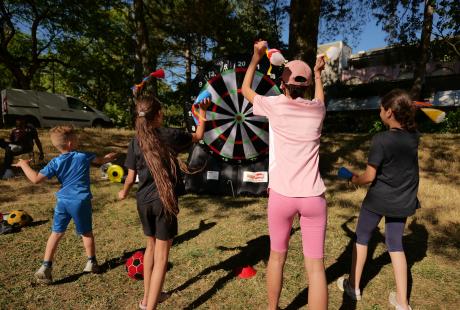 Grands jeux et animations sportives attendent petits et grands.