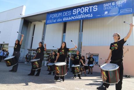L'édition 2025 du Forum des sports et des associations d’Échirolles a démarré tambours battants, avec la démonstration de la BatukaVI. 