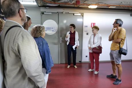 Une visite des archives de l'hôtel de ville était proposée par le service doc-archives.