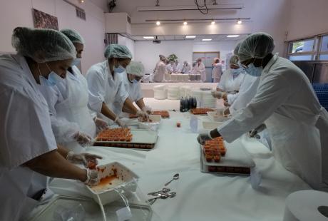 29 personnes du service restauration ont travaillé sur les deux jours, à la cuisine centrale et plats chauds à La Rampe.