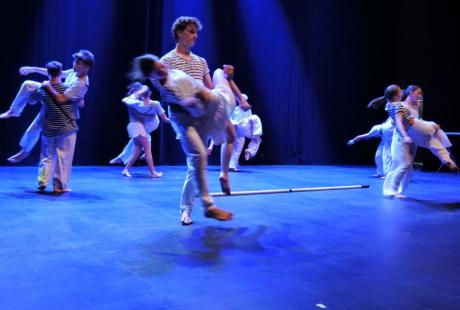 Les circassien-nes des Agrès du vent ont clôt la cérémonie avec une représentation de leur dernier spectacle, de haut-vol !