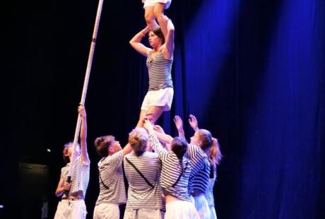 Les circasien-nes des Agrès du vent ont clôt la cérémonie avec une représentation de leur dernier spectacle, de haut-vol ! 