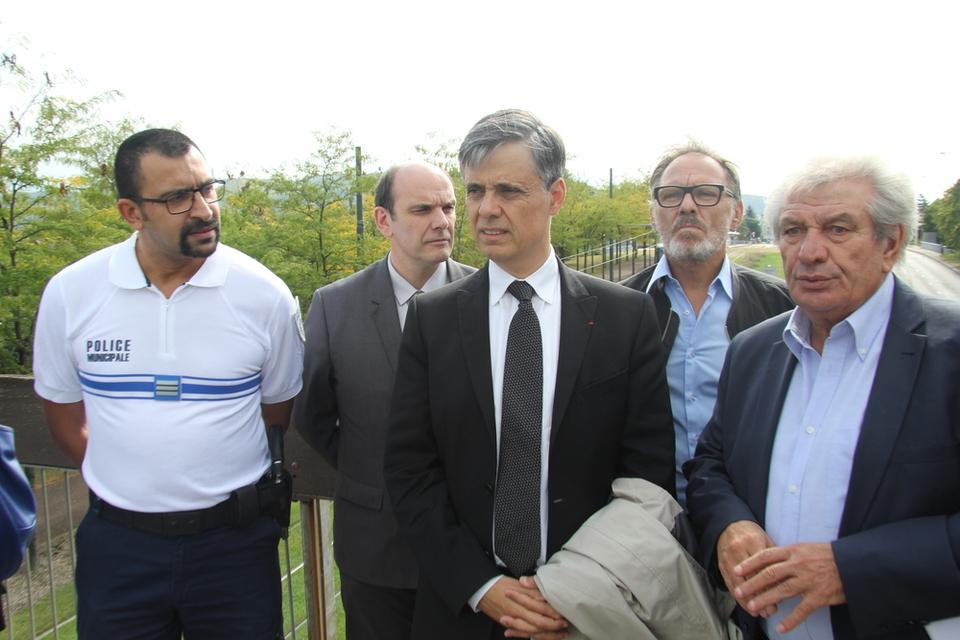 Le préfet de l'Isère Lionel Beffre en visite à Echirolles en compagnie du maire Renzo Sulli