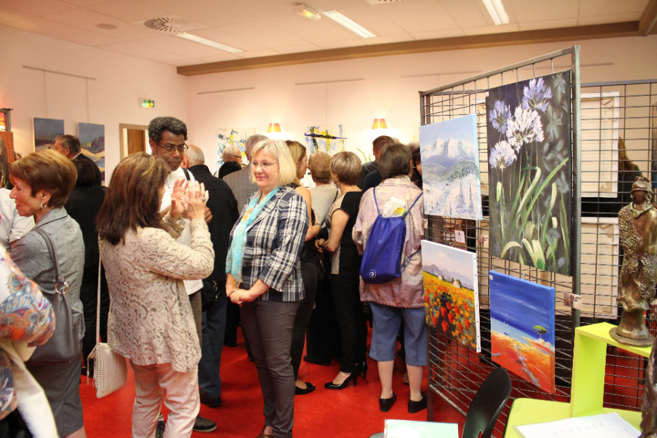 Exposition La Passerelle des arts de l'association Reg'Arts Vernissage de l'exposition La Passerelle des arts de l'association d'artistes Reg'Arts