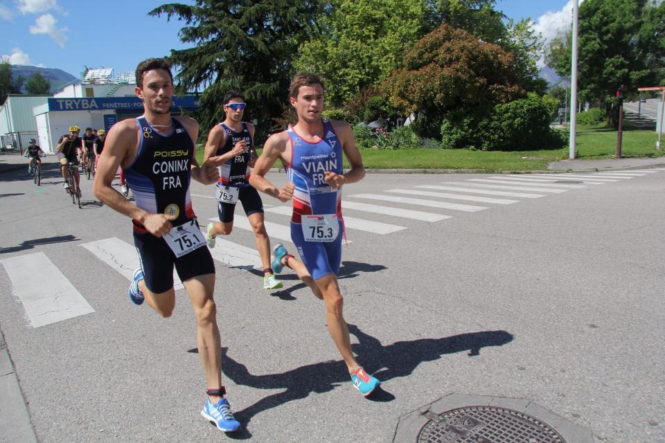 Un triathlon à grande vitesse L'équipe de France lors du Triathlon d'Echirolles