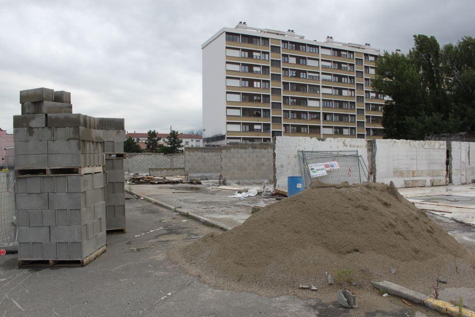 Chantier de reconstruction du centre commercial Villancourt