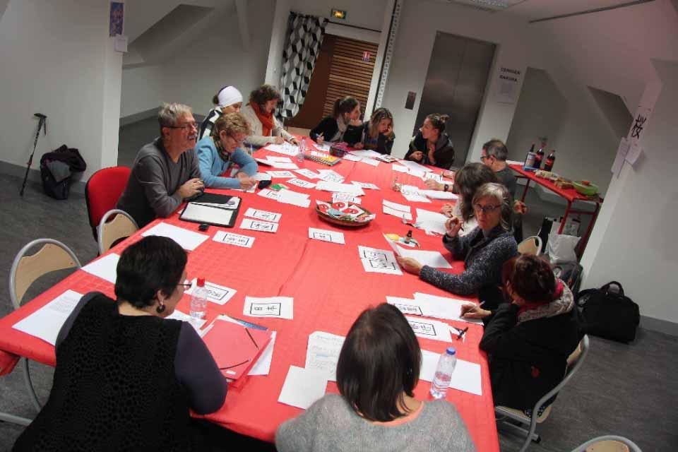 Atelier d'écriture animé par la Maison des écrits au Centre du graphisme