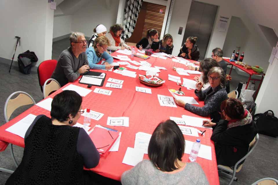 Un atelier d'écriture de la Maison des écrits au Centre du graphisme