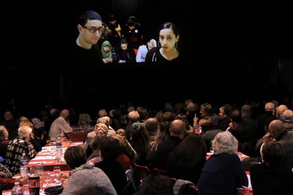 Une vue de la salle lors de la projection du film sur l'atelier stand-up piloté par le service des affaires culturelles de la Ville
