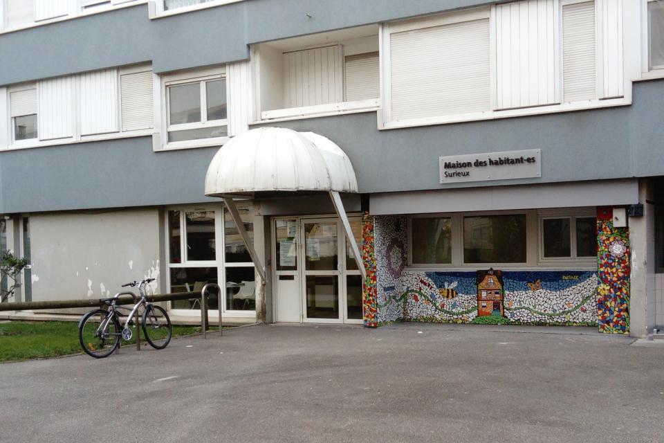 Bâtiment Maison des habitant-es Surieux