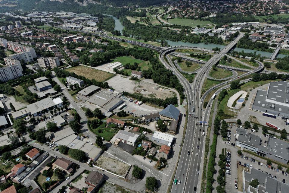 Une vue aérienne de l'échangeur du Rondeau