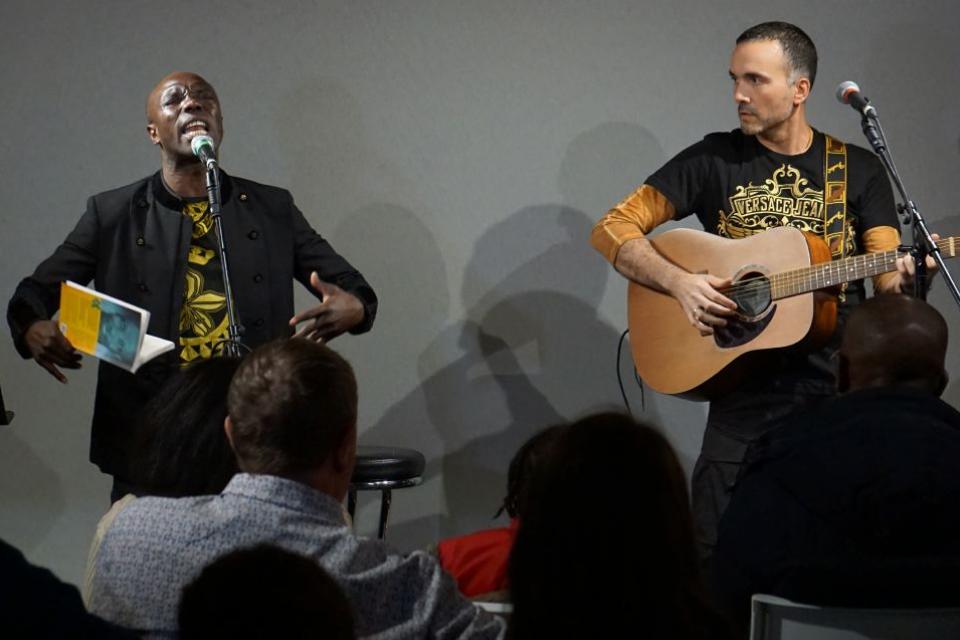 Insa Sané et Kab en concert