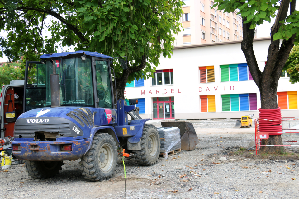 La cour de l'école Marcel David est transformée en îlot de fraîcheur