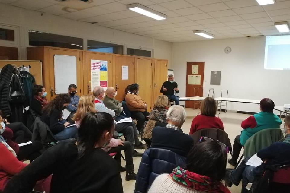 reunion de l'université populaire citoyenne