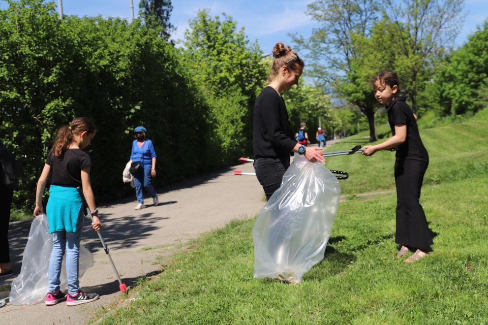 L'association des Berges du Drac a nettoyé son quartier L'association des Berges du Drac a nettoyé son quartier