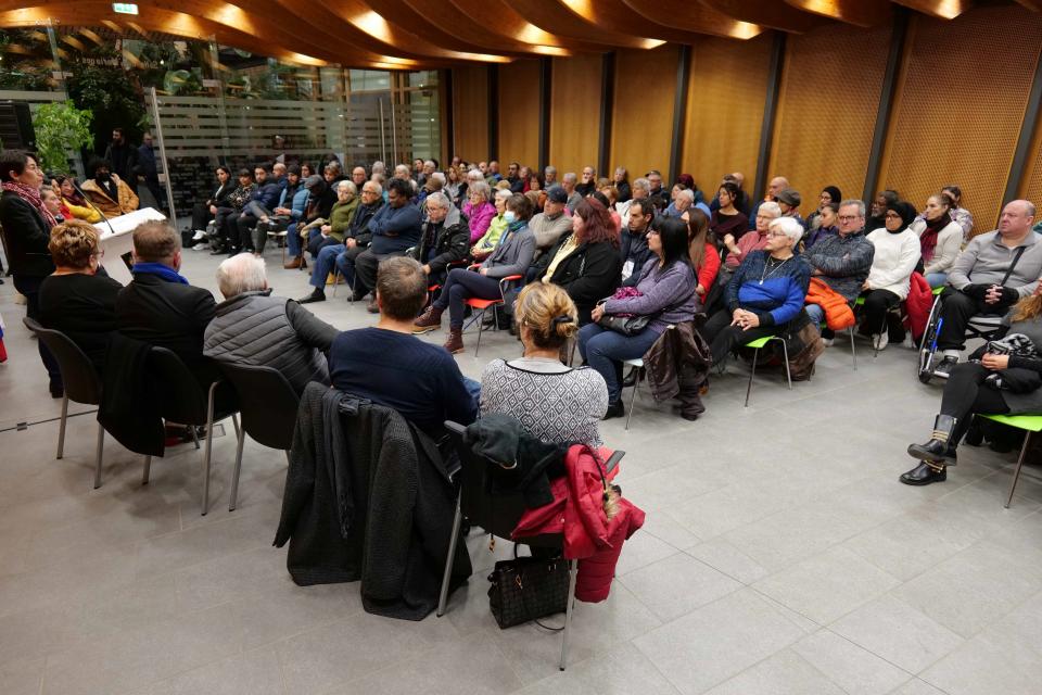 Association, CCAS, MDH, de nombreux acteurs du monde solidaire étaient présents pour les voeux de la maire.