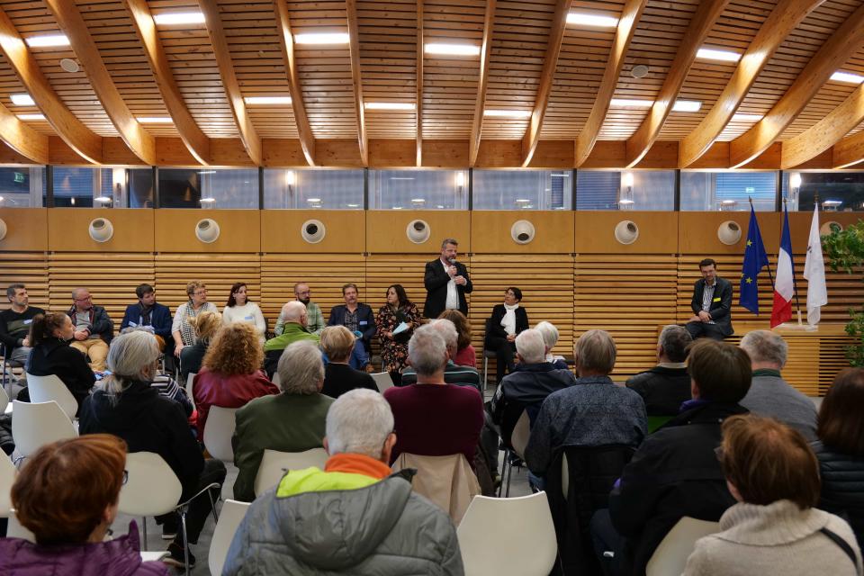 Assemblée de quartier du 28 mars à l'Hotel de ville dédiée au quartier Grand centre d'Echirolles