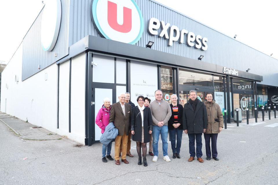 Centre commercial Villancourt : Une adapation Express Centre commercial Villancourt : Une adapation Express